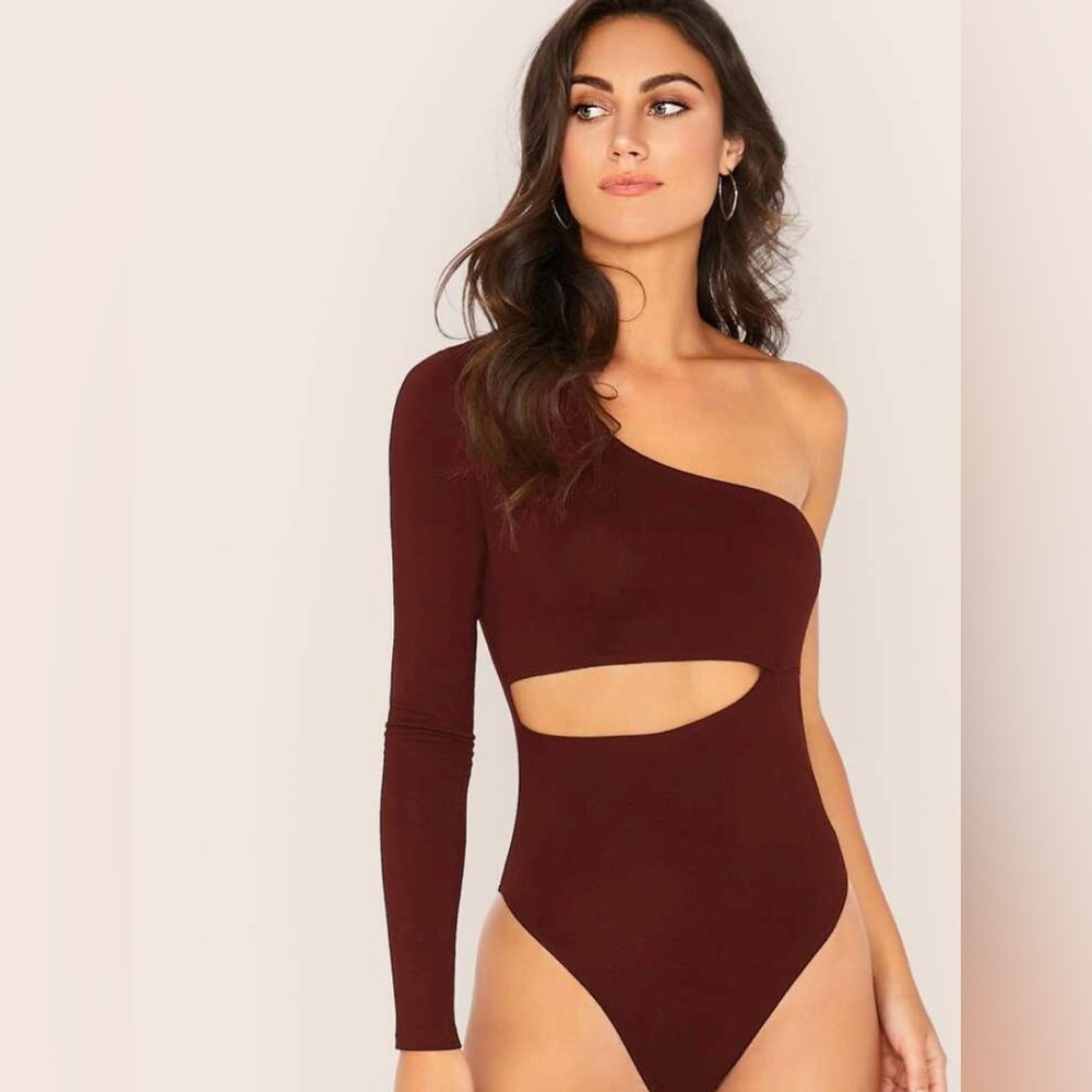 NWOT Burgundy Cutout one Shoulder bodysuit